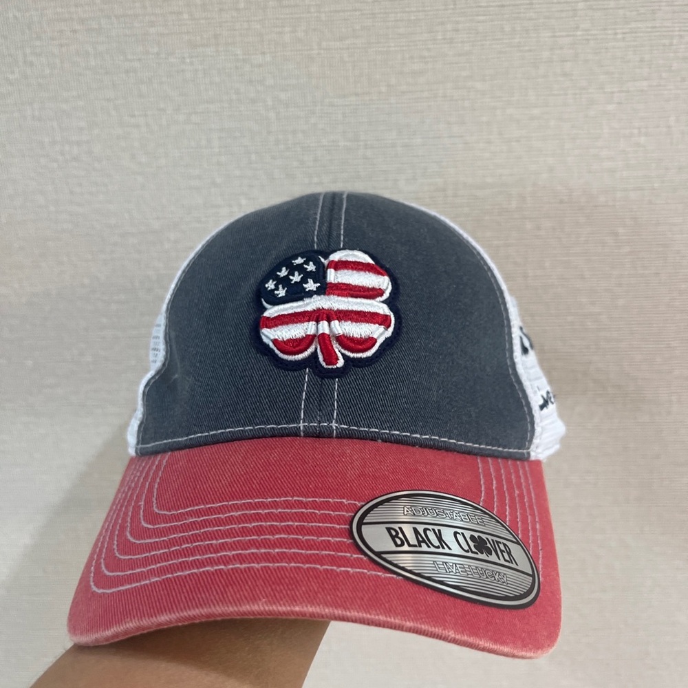 Standard 2T Vintage 3 Adjustable Hat, White Hat/3D USA Flag Clover - Picture 4 of 10